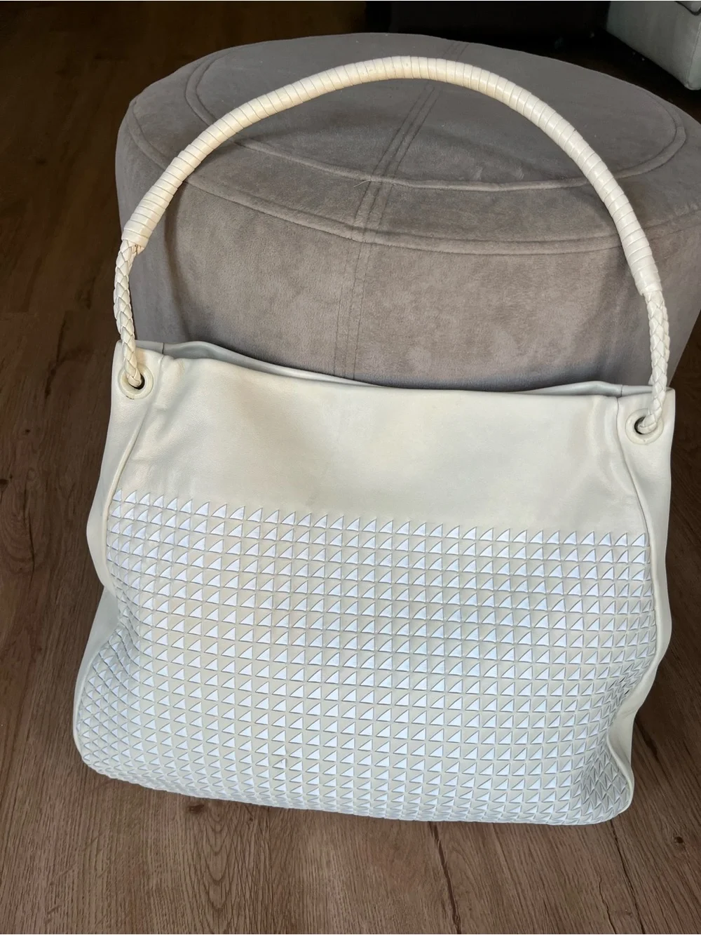 Bottega Veneta Cervo Intrecciato Large Hobo 173187 Pergamena Authenticated